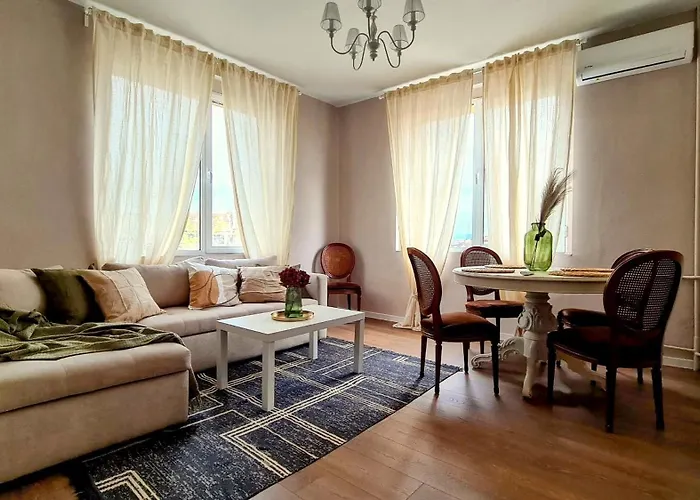 Bright 2-bdrm - Stunning Views - Center Sofia