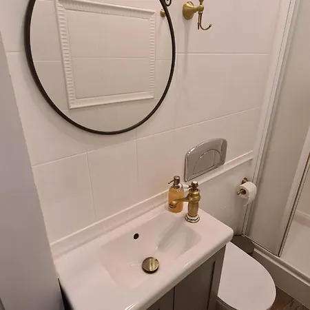 Bright 2-bdrm - Stunning Views - Center * 索菲亞