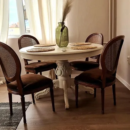Appartamento Bright 2-bdrm - Stunning Views - Center Sofia