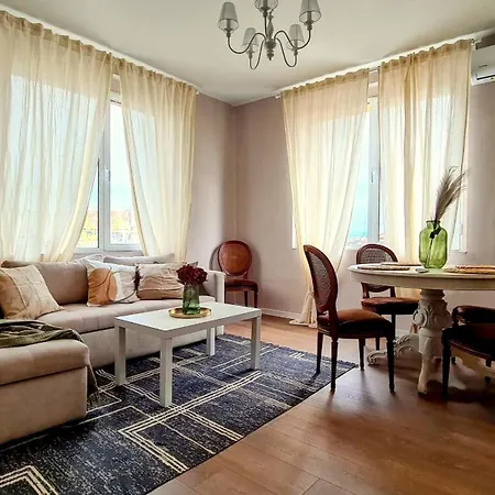 Bright 2-bdrm - Stunning Views - Center Sofia